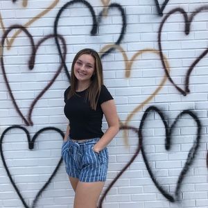 Meet your Posher, Abby